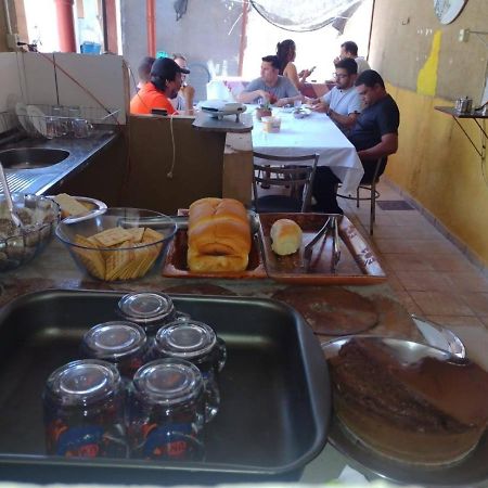Pousada Recanto Alaketu Hospedagens Campo Grande  Exterior photo